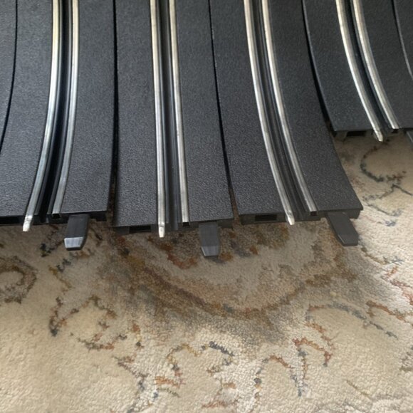 Carrera GO Lot of 9 Track Slot Car 1:43 Loop Curved x6 - 10" and x3 - 7" - Picture 9 of 11